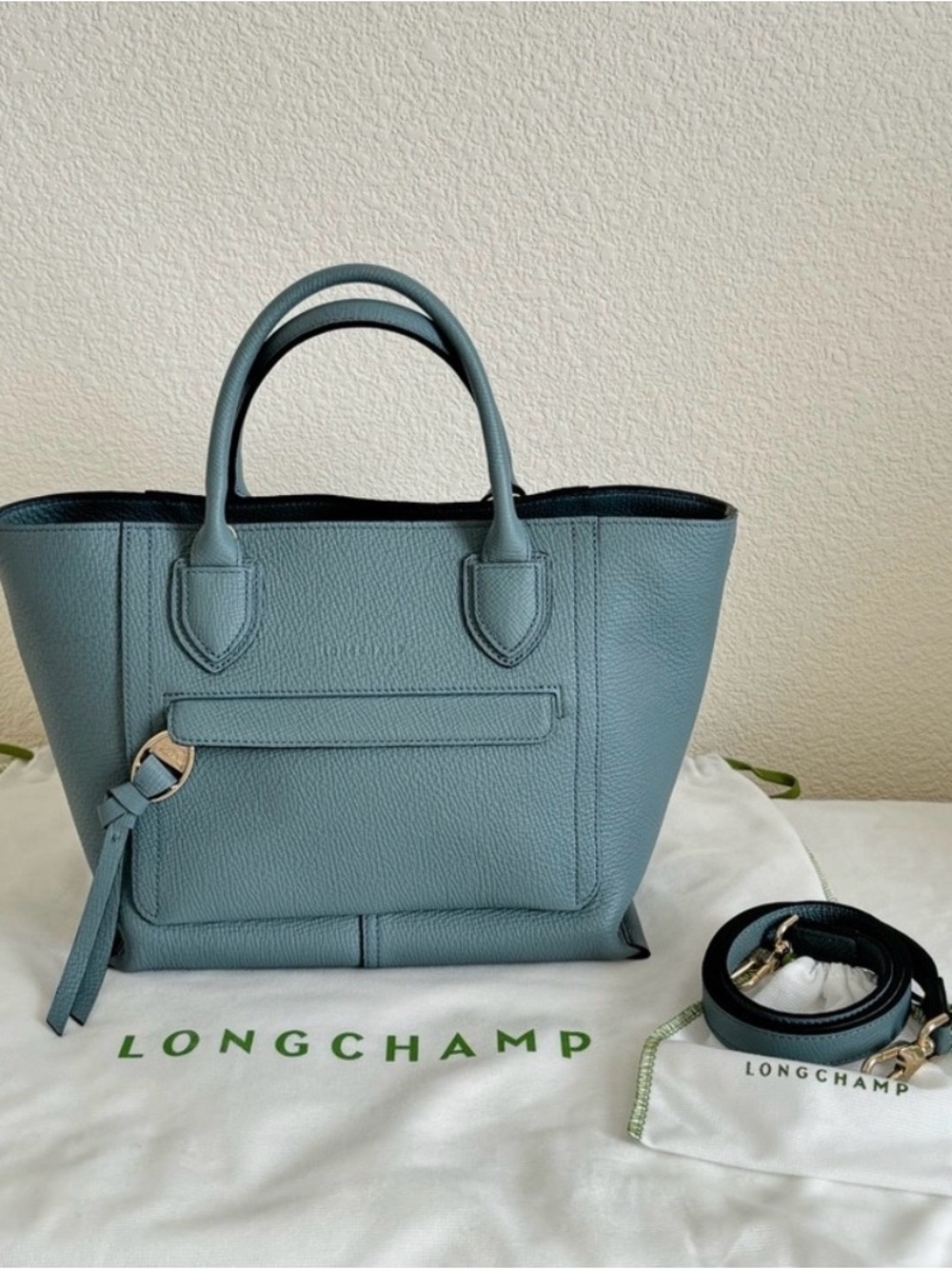 NEW - Longchamp Medium Mailbox Leather Tote Bag in Dusty Blue